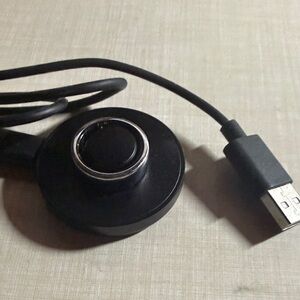 Oura Silver Wearable Ring
Gen 3
Size 8